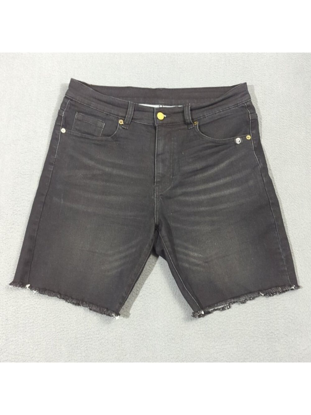 Born Primitive Shorts Men's L Black Flex Stretchy Jort 7"Cutoff